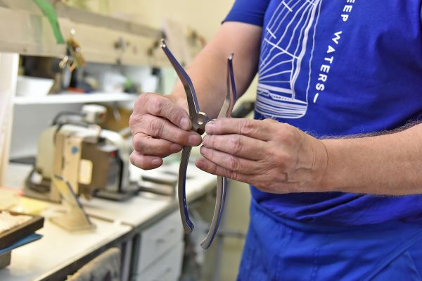 На Урале запустили производство имплантатов для детской спинальной хирургии. Фото