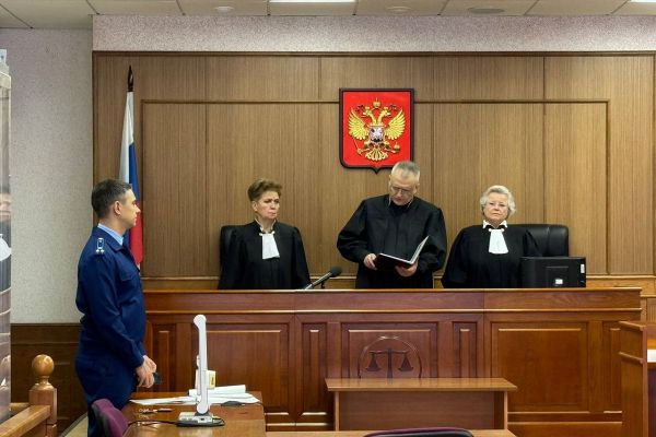 Суд отправил в колонию жителей Кировграда, которые скинули знакомого с балкона