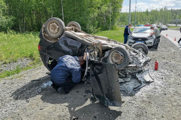 В больнице Свердловской области скончался водитель из перевернутого Matiz
