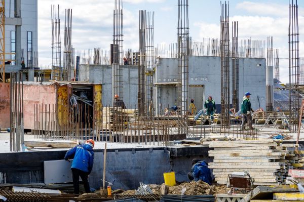 В Юго-Западном микрорайоне Екатеринбурга построят новую школу и корпус больницы №41