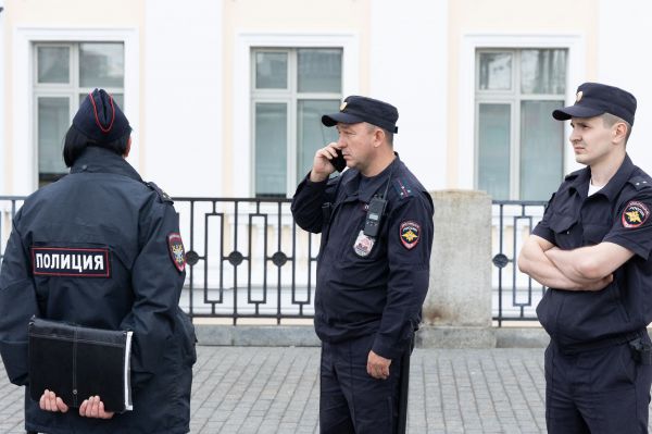 На Сортировке подростки устроили массовую драку возле школы