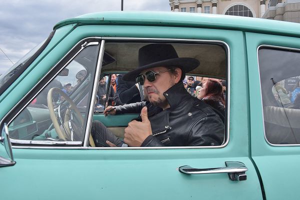 Фоторепортаж: на Урале прошли гонки на ретроавтомобилях