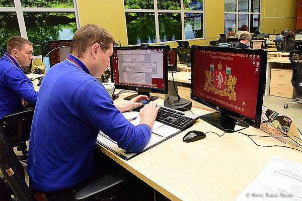 Льготную ипотеку оформили почти 2 тысячи свердловских ИТ-специалистов