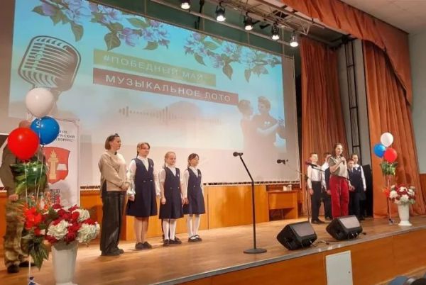 Екатеринбургские кадеты посетили пациентов Госпиталя для ветеранов войн