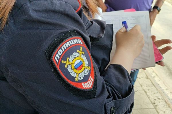 Свердловчанка отдала мошенникам 2,8 млн рублей, хотя работники банка и полицейские пытались ее остановить