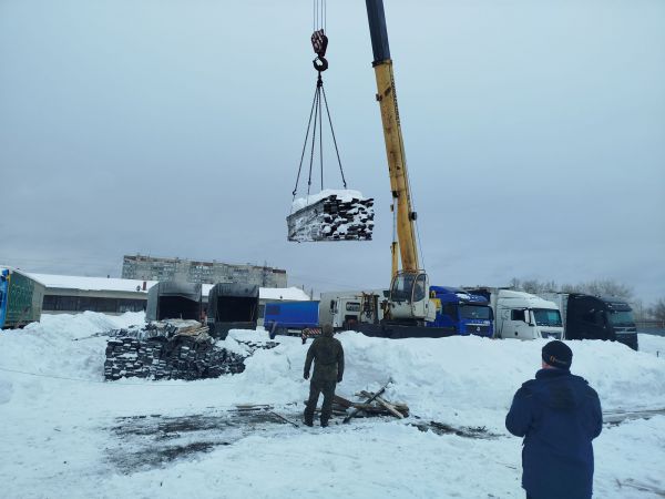 Тюменская таможня остановила незаконный экспорт: 25 тонн леса отправятся в армию