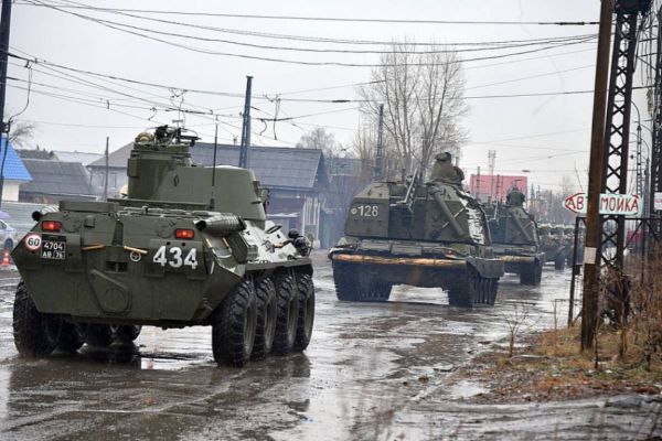 В Екатеринбурге из-за репетиции парада закроется движение по нескольким улицам