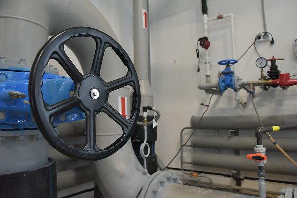 В мэрии Екатеринбурга сообщили, когда в городе начнется опрессовка теплосетей