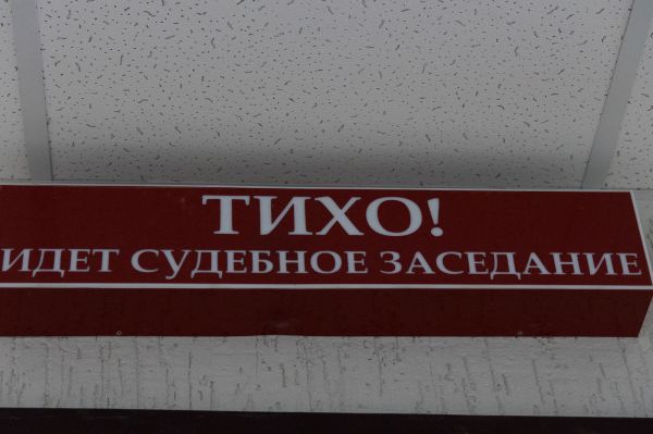 В Екатеринбурге выплатили компенсацию подростку, который упал в канализационный люк с кипятком
