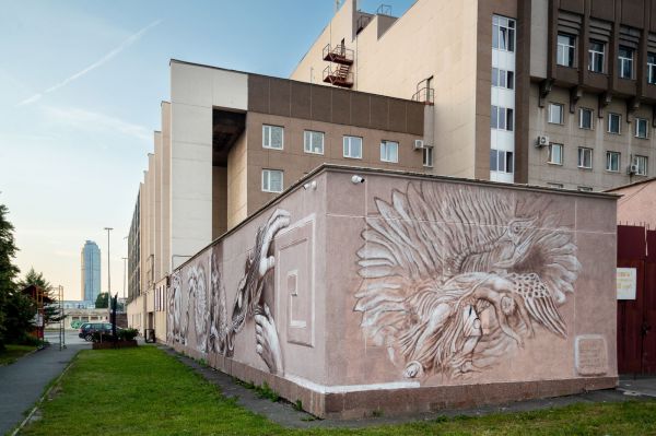 Участники фестиваля Stenograffia создали в Екатеринбурге «окаменевший комикс»