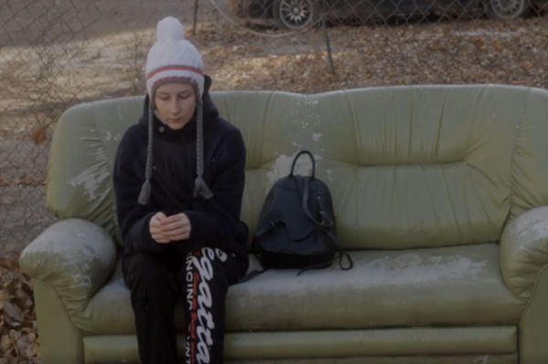 Заводской инженер-технолог без бюджета снял фильм о трагедии девушки из неблагополучной семьи