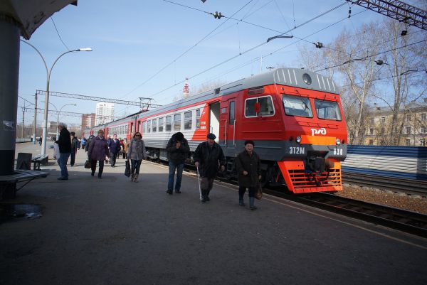 Без пинка не тронутся