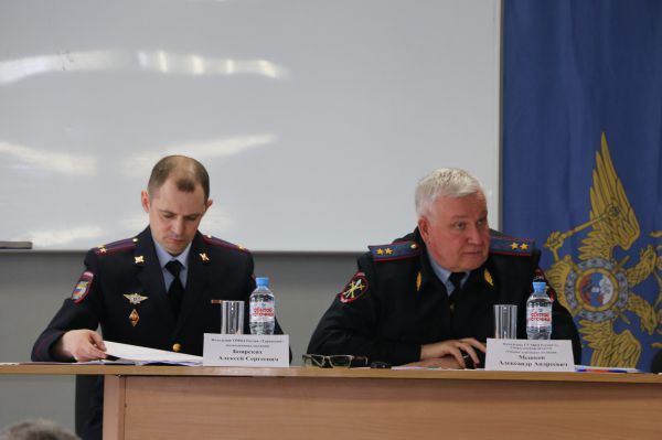 Главный свердловский полицейский проверил, как работают борцы с преступностью в Туринске