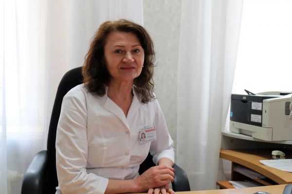 «Мозг можно тренировать до 100 лет»: уральский гериатр рассказала о том, как избежать деменции