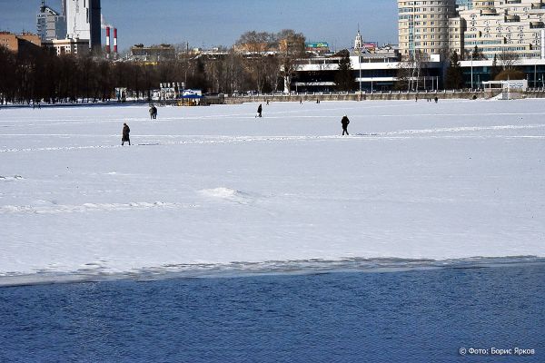 Новая трагедия на льду: на Белоярском водохранилище утонули два человека