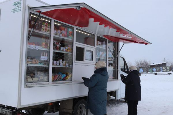 Свердловские власти закупят автолавки для снабжения товарам жителей глубинки