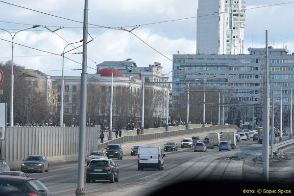 На Юго-Западе, Уралмаше и в центре города изменили движение на перекрестках