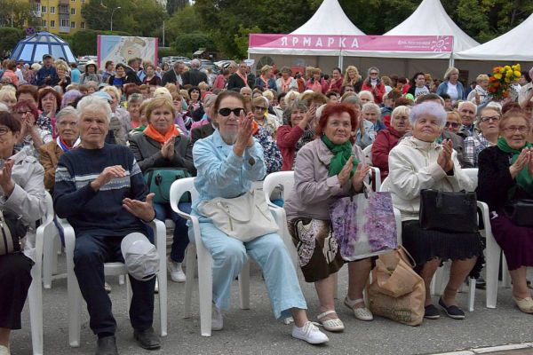 2 сентября пенсионеры получат по 10 тысяч рублей по поручению Владимира Путина