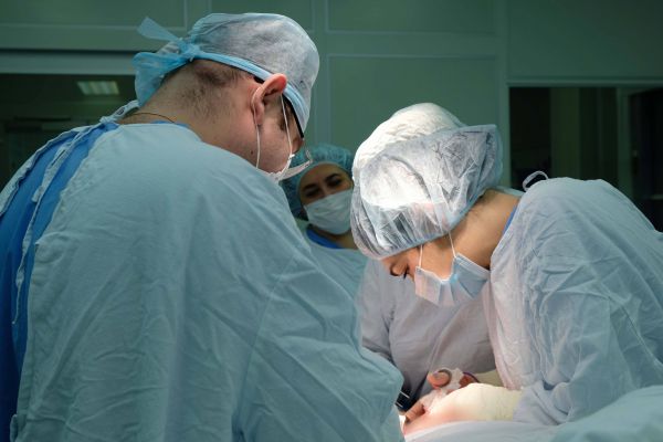 Уральские онкологи научились восстанавливать кисти и стопы, поврежденные опухолями