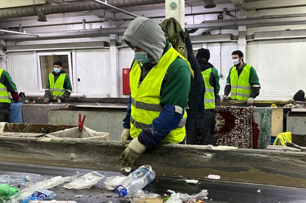 Екатеринбургское предприятие по сортировке мусора раскрыло коммерческую тайну