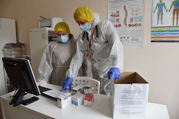 Власти Свердловской области выделят на лекарства от COVID более 500 миллионов рублей