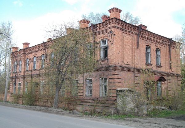 Сами не используют и другим не дают