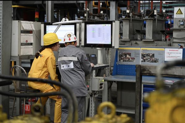 В Свердловской области инженерам стали платить на 55% больше. Кто в выигрыше?