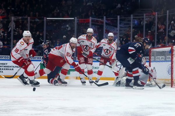 «Автомобилист» уступил «Металлургу» в шестом матче серии плей-офф