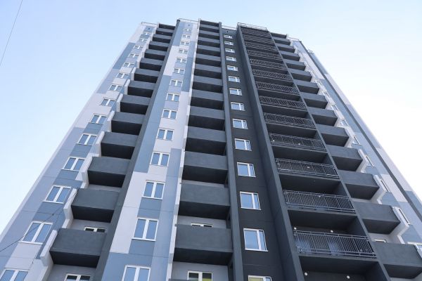 Два 16-этажных дома построили для льготников в Каменске-Уральском