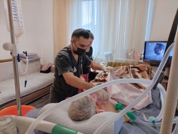 В Арамили первым в регионе открылся профильный «стационар на дому»