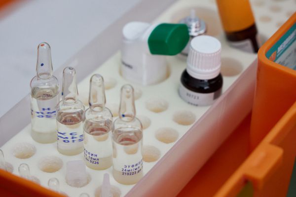 Правительство РФ поможет Свердловской области закупить лекарства для льготников