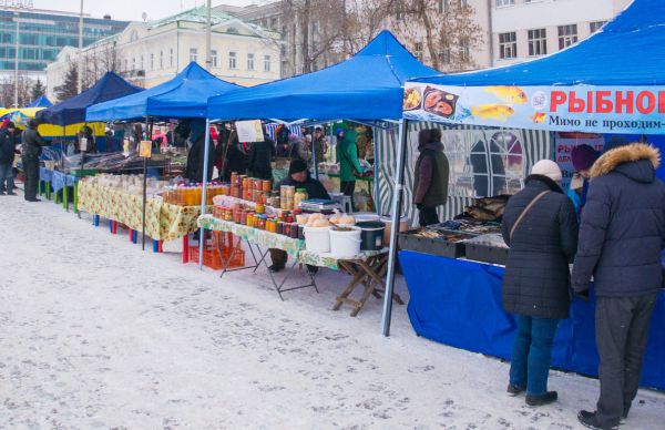 Фермерам выделят дополнительные места на рынках