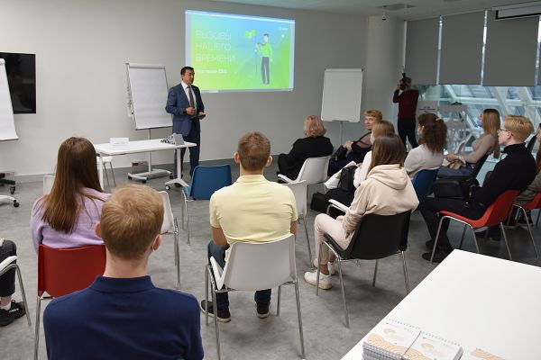 Учили считать деньги: в Екатеринбурге прошел День финансовой грамотности