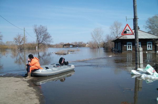 Вода захватывает новые территории