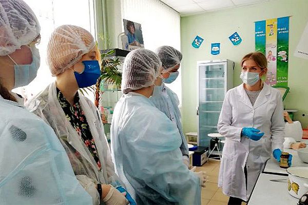 Уральские школьники научились исследовать молоко и делать мороженое