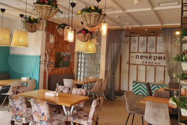 В Екатеринбурге за 27 миллионов рублей продают ресторан в Академическом