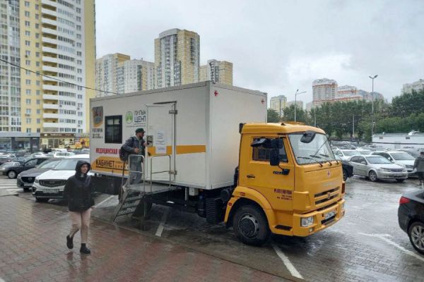 Неделя борьбы с туберкулезом. Мобильные рентгеновские кабинеты работают в центре Екатеринбурга