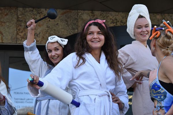 Роструд: в марте россиян ждет короткая рабочая неделя