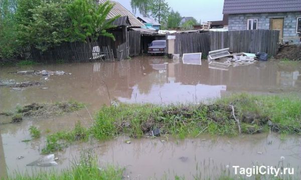 Накрыло улицы водой