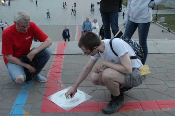 Путь к достопримечательностям: в Екатеринбурге красная линия стала ярче