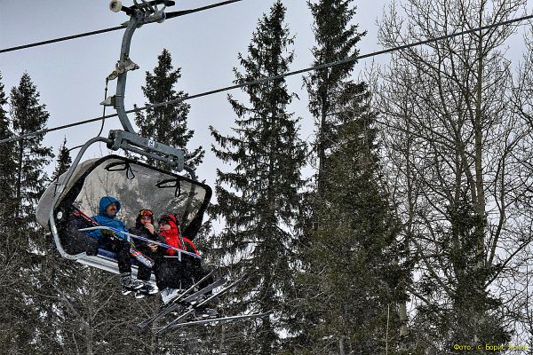 На горнолыжной трассе «Горы Белой» установят швейцарские подъемники