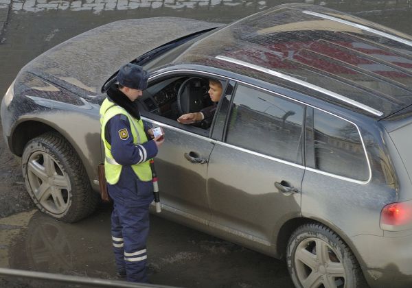 Каждый год теряем город