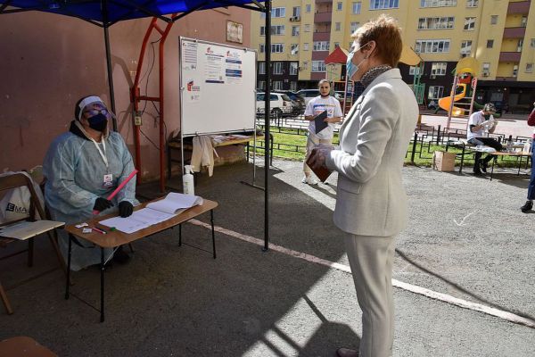 В области началось голосование по поправкам в Конституцию, открыто 2 532 участка