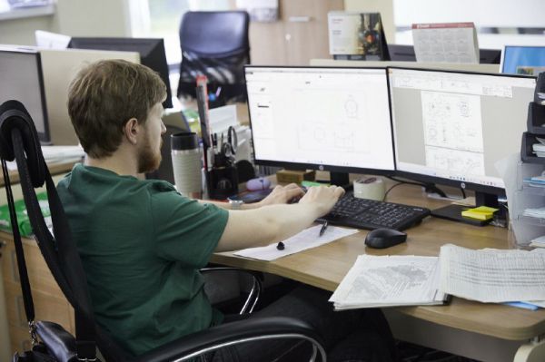 Нейросеть в помощь. Стало известно, сколько доплатят маркетологам на Урале за цифровые навыки