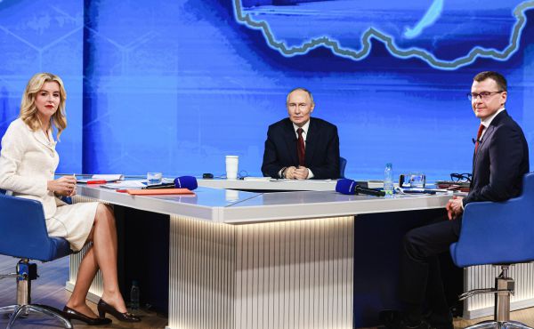 Жители Свердловской области отправили на «Прямую линию с Владимиром Путиным» более 90 тысяч вопросов