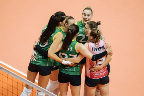  «Уралочка» выиграла три матча по волейболу во втором раунде «Кубка Победы»