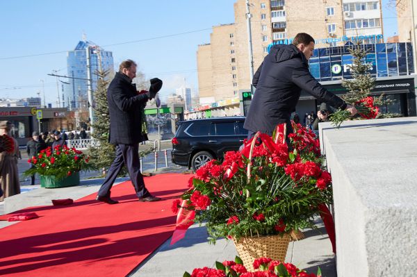 В Екатеринбурге почтили память воинов Уральского добровольческого танкового корпуса