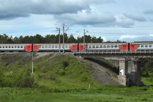 Уральские следователи раскрыли за год более 700 преступлений на транспорте