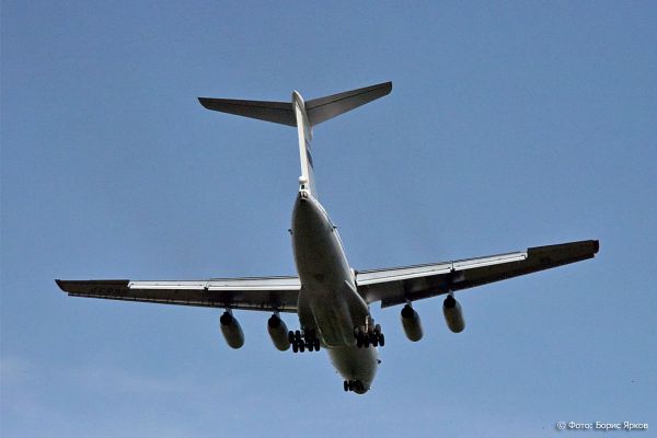 Авиакомпания Red Wings вместо Екатеринбурга доставила пассажиров в Челябинск