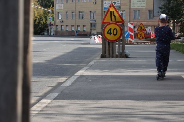 В Екатеринбурге на четыре месяца перекроют улицу Антона Валека